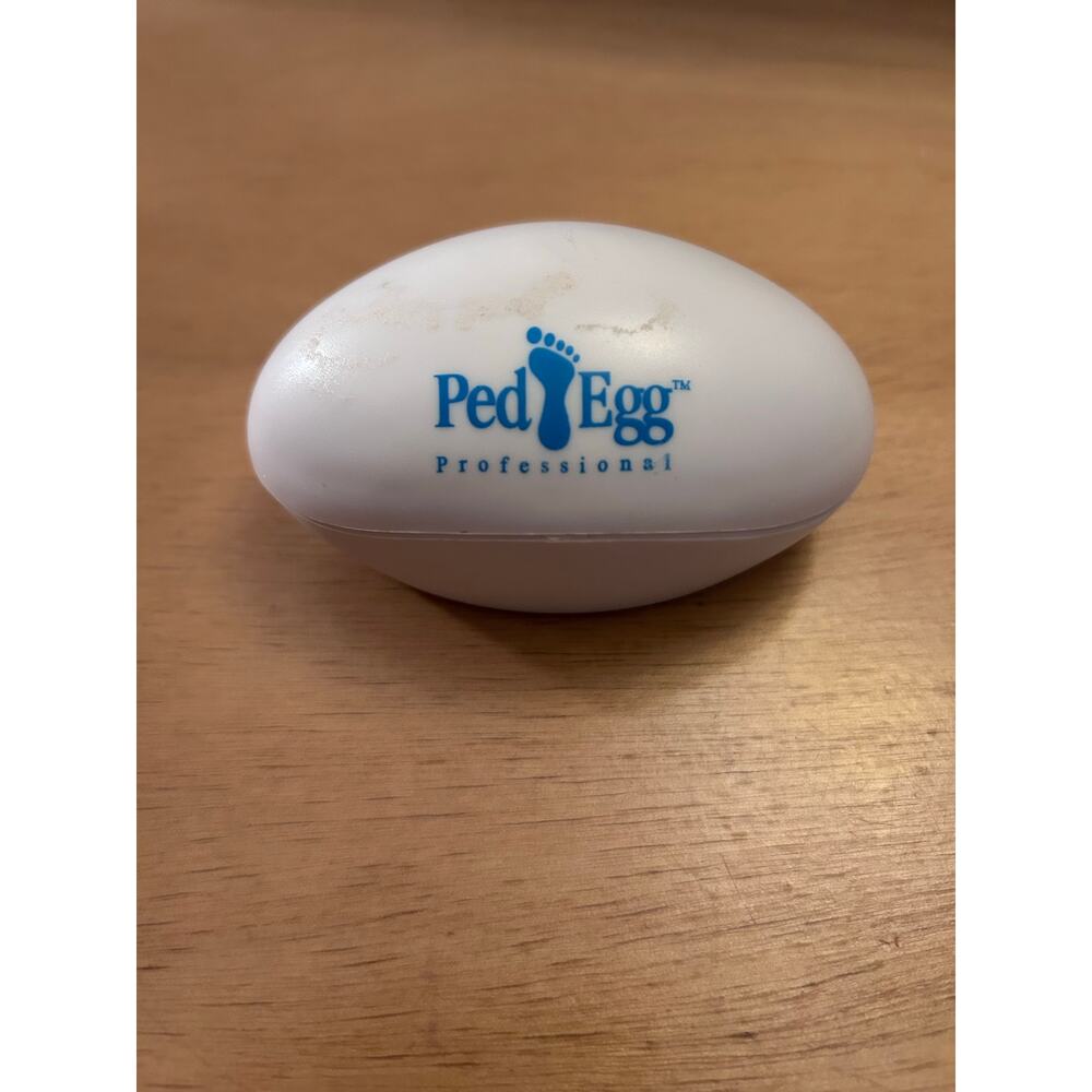 New Ped Egg Foot 🦶 Pedicure Foot Filer Exfoliating Reusable